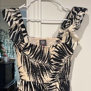 Vince Camuto Beige Ruched Garment